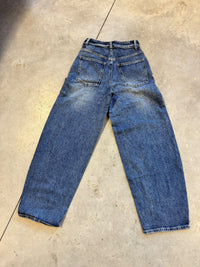 Ballon/Barrel Jeans mit umgeklapptem Fashion Bund light washed details