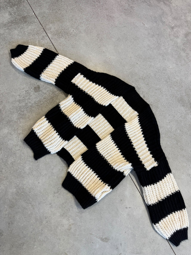 Strickjacke ONLY COZY VIBES schwarz/creme