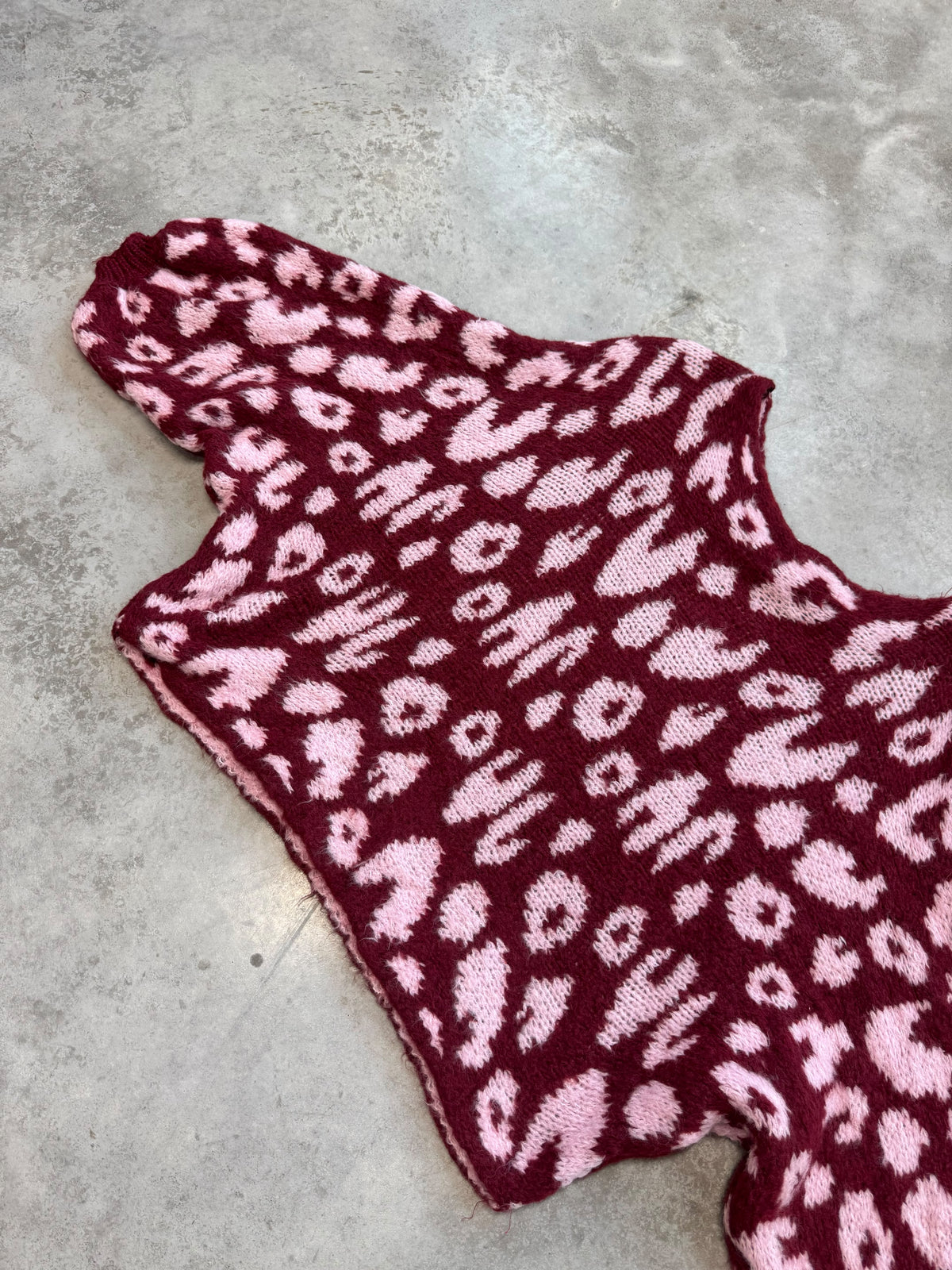 Fledermauspullover im LEO Style burgundy/rosa