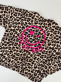 Oversize Sweater beige Leo ITS ALL GOOD pink mit Rückenprint