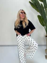 Weite Stoffhose weiß LOVE ME DOTS schwarz