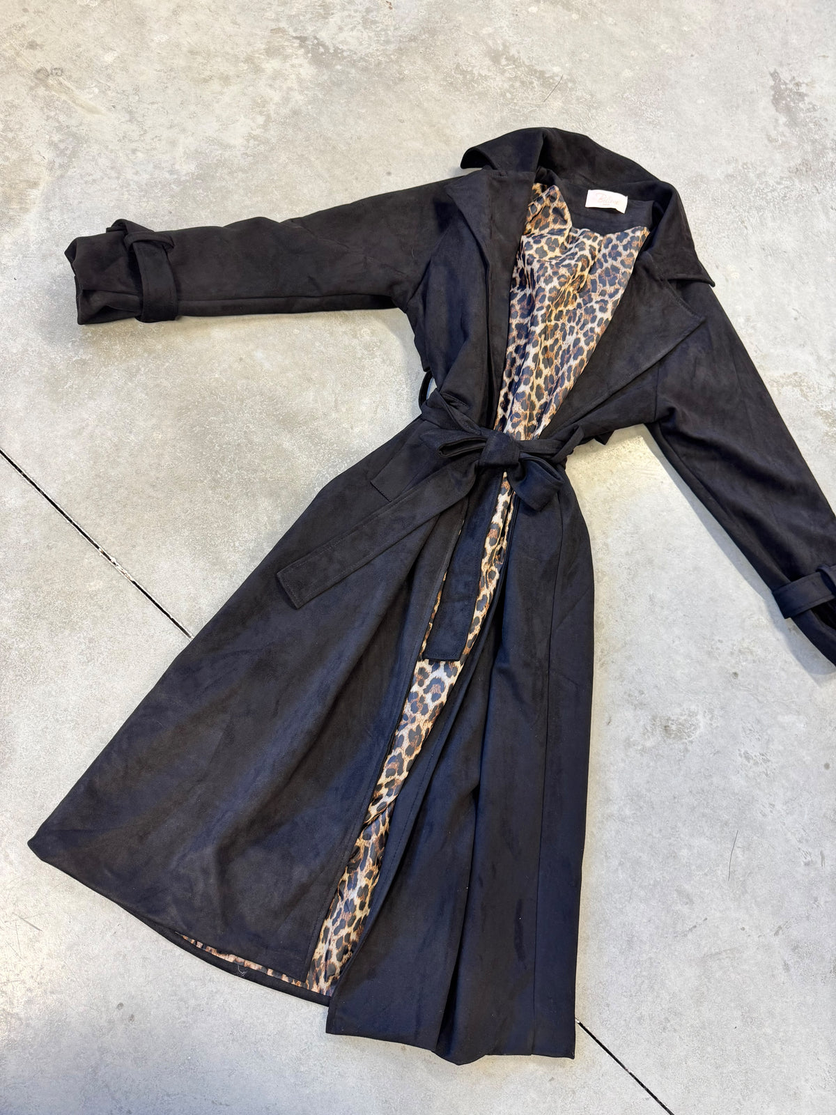 Velours Trenchcoat COZY KISS mit LEO Innenfutter schwarz