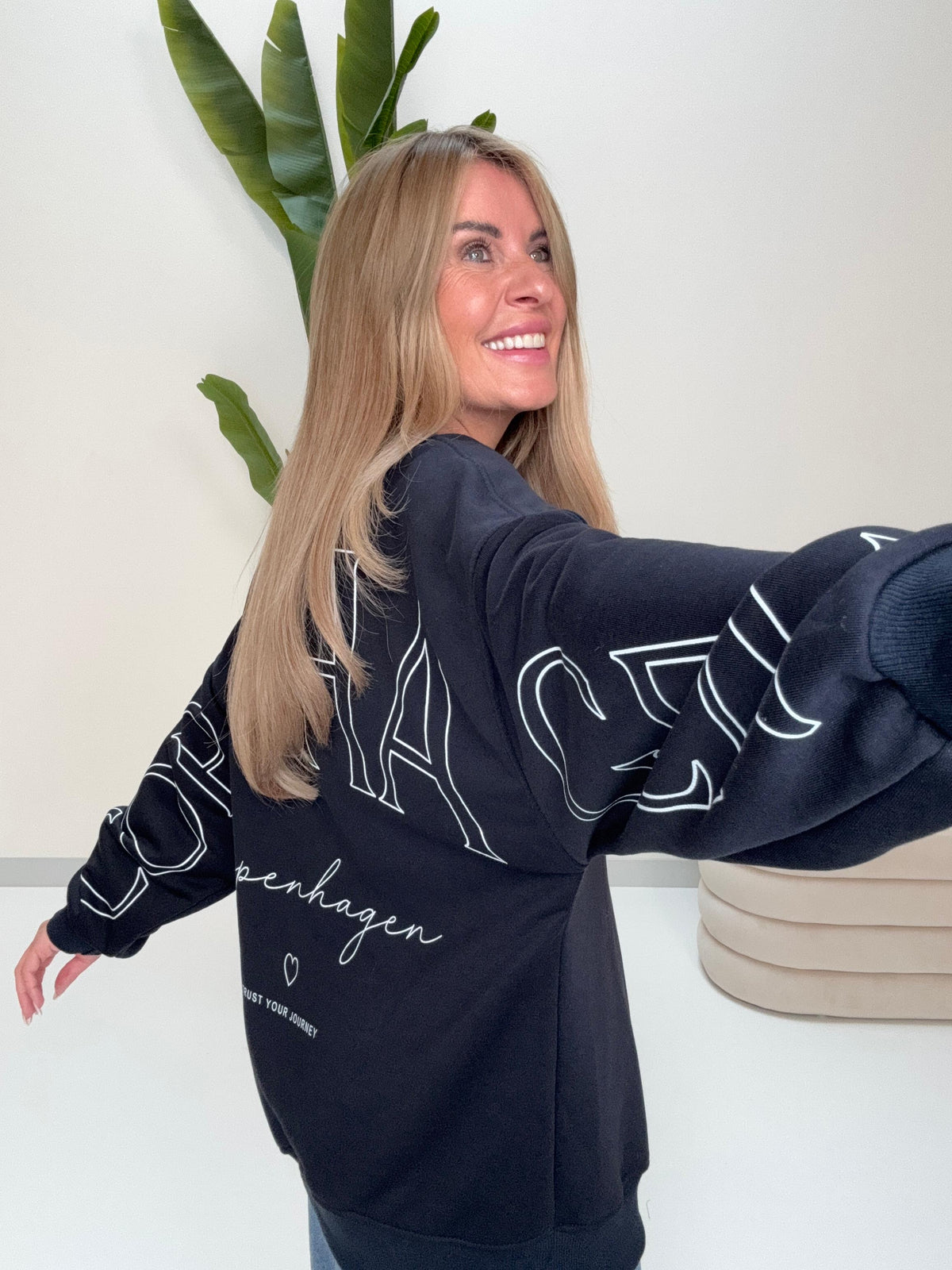 Sweater mit Rückenprint COPENHAGEN dark navy