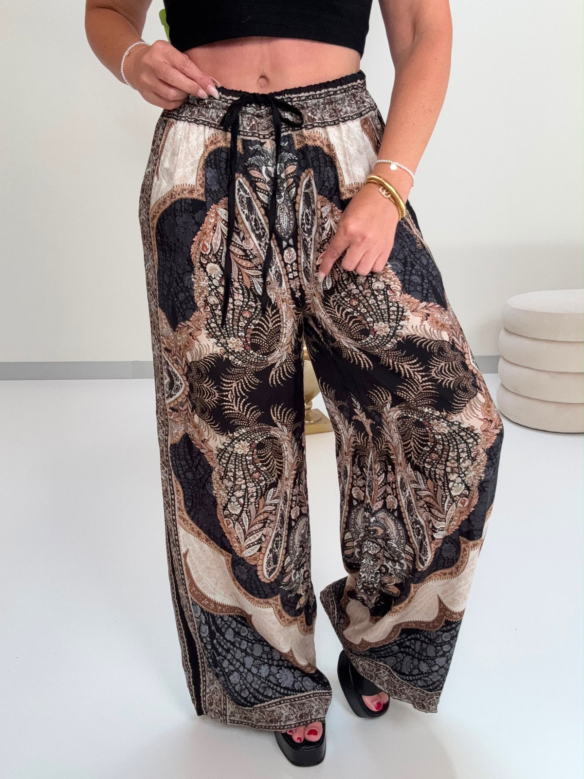 Luxury Hose mit Seide Mahony mitternachtsblau/schwarz/gold