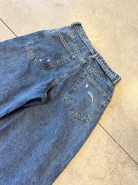 Destroyed Ballon/Barrel Jeans mit umgeklapptem Fashion Bund