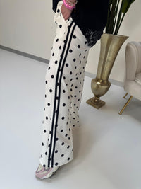 Weite Stoffhose weiß LOVE ME DOTS schwarz