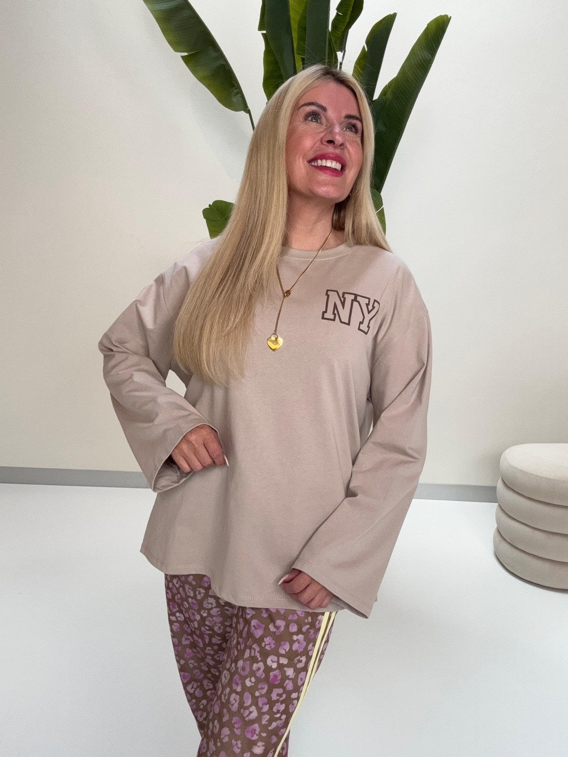 Statement Sweater hellbraun NEW YORK