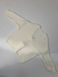 Kuschelweicher Strickpullover mit kleinen Schleifen vorne creme